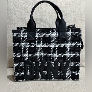 DKNY Halle Tote Bag Tweed  Black and white tote bag with crossbody strap NWT